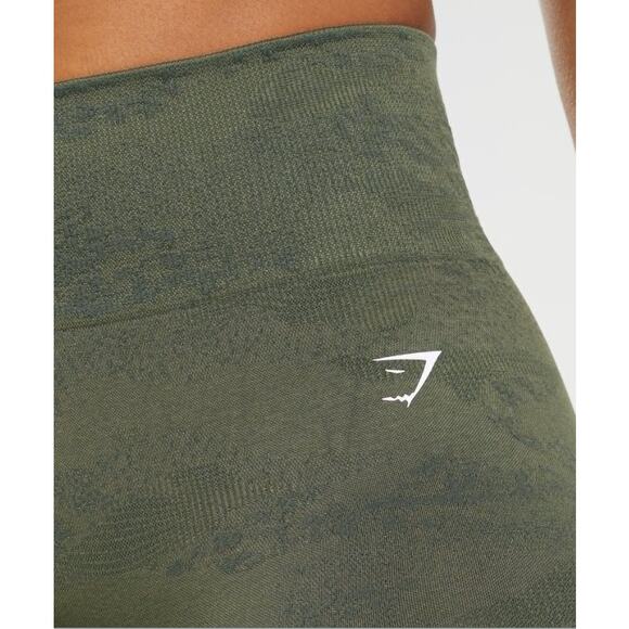 Gymshark Adapt Camo Seamless Workout Short WMNS XS Green Jacquard Stretchy - Picture 2 of 5